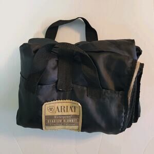 Ariat Waterproof Stadium Blanket Limited Edition Black Tan Fleece 50x60 Handles